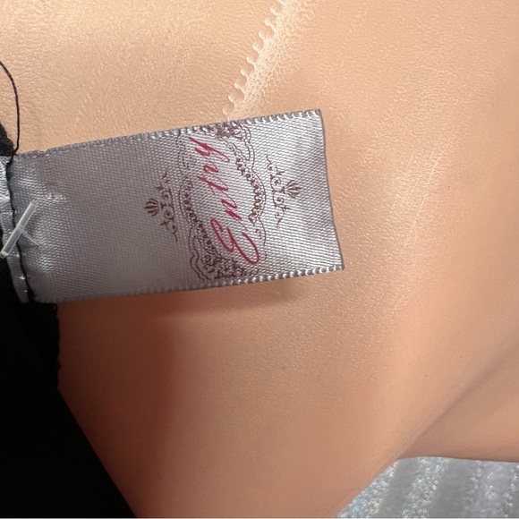 Entry blouse tie at waist one shoulder bay wing belted open shoulder floral top - Picture 8 of 13